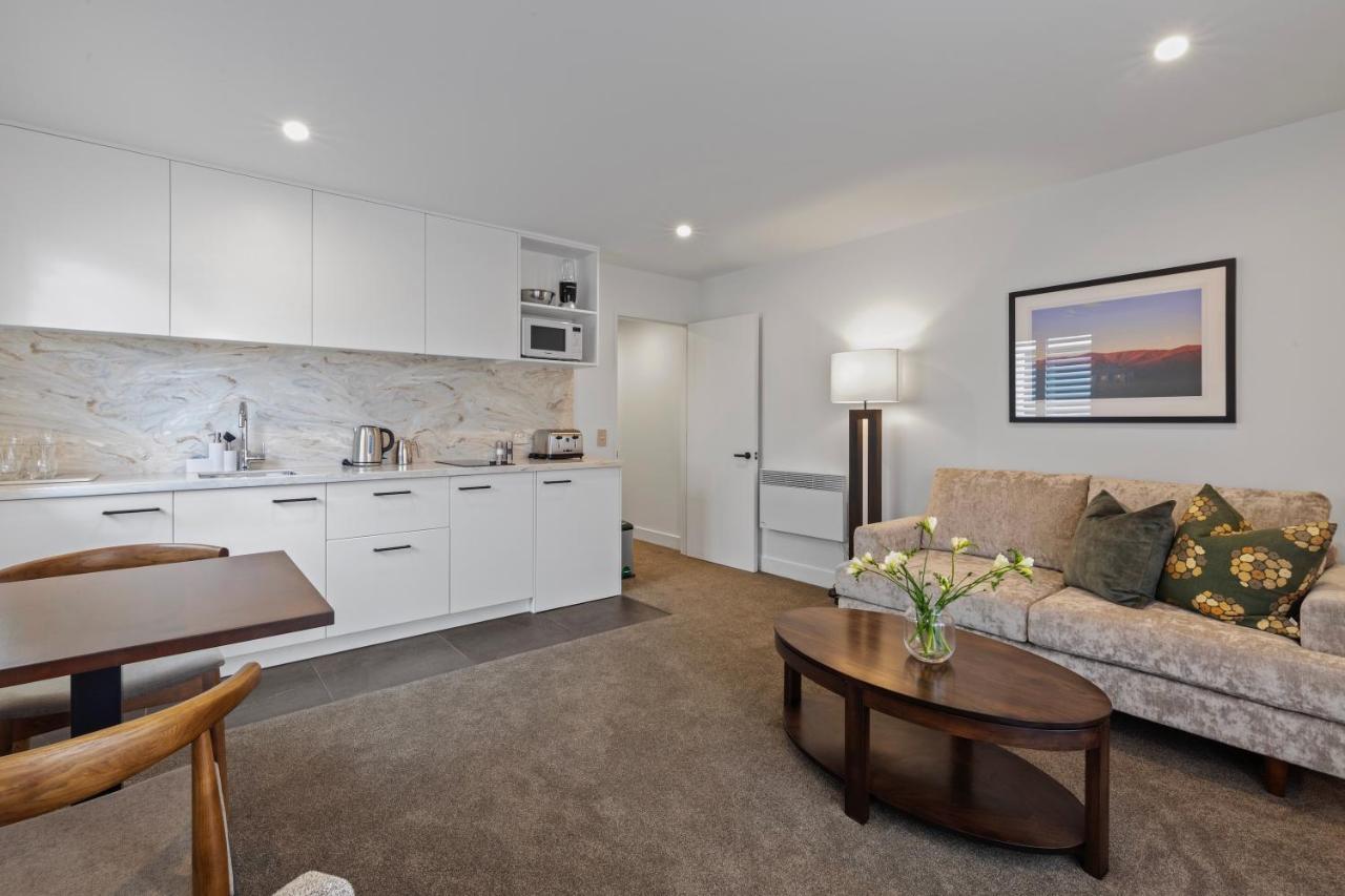 Queenstown House Lakeside エクステリア 写真