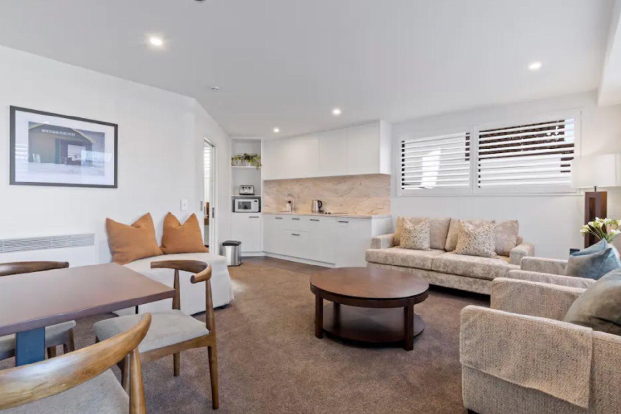 Queenstown House Lakeside エクステリア 写真